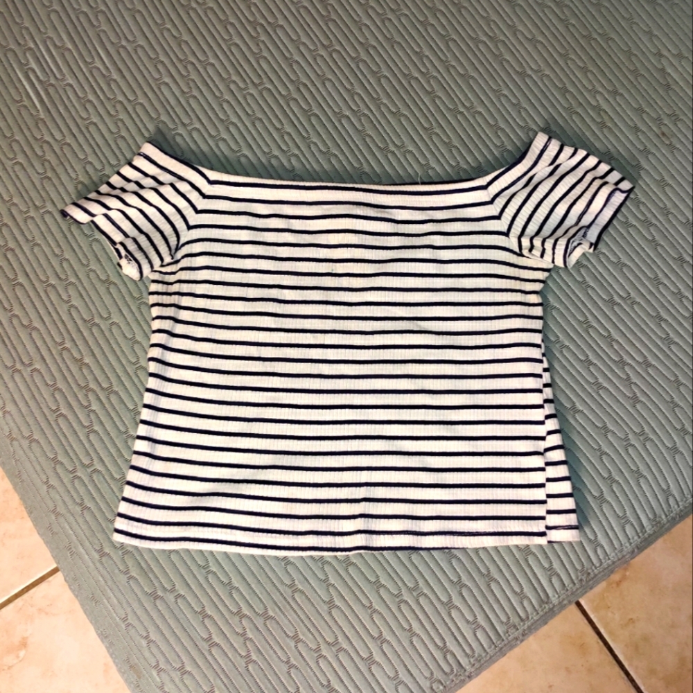 NWOT Sexy Off Cold Shoulder Sailor Navy Striped Crop Top Bodycon Stretchy